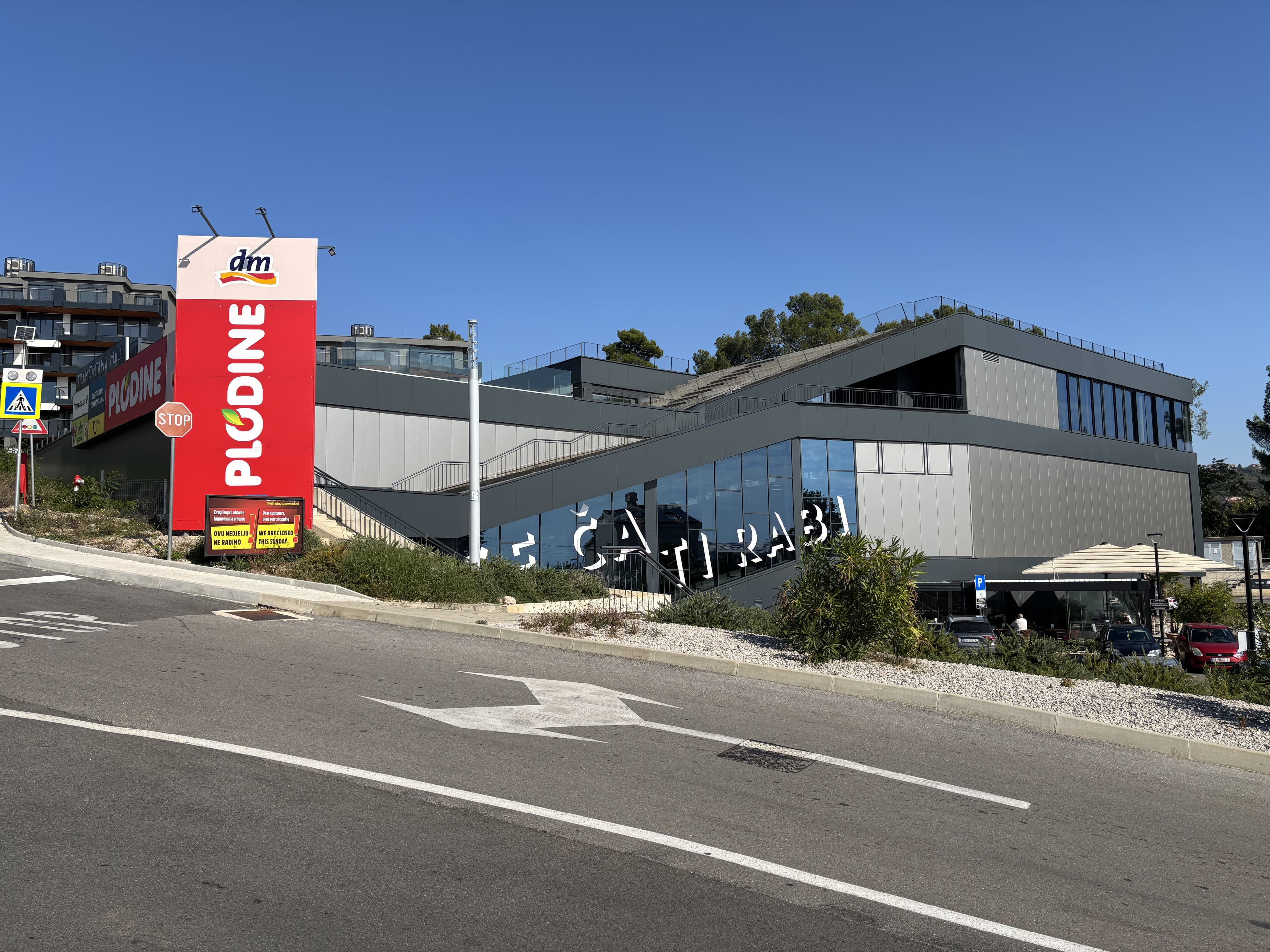 Exterior of the Plodine supermarket in Opatija
